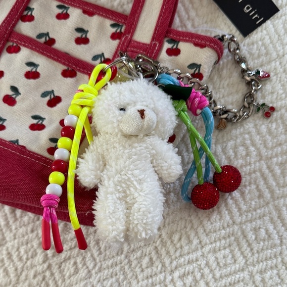 NWT Madden Cherry Tote - Red and Cream With Keychains - Picture 2 of 12